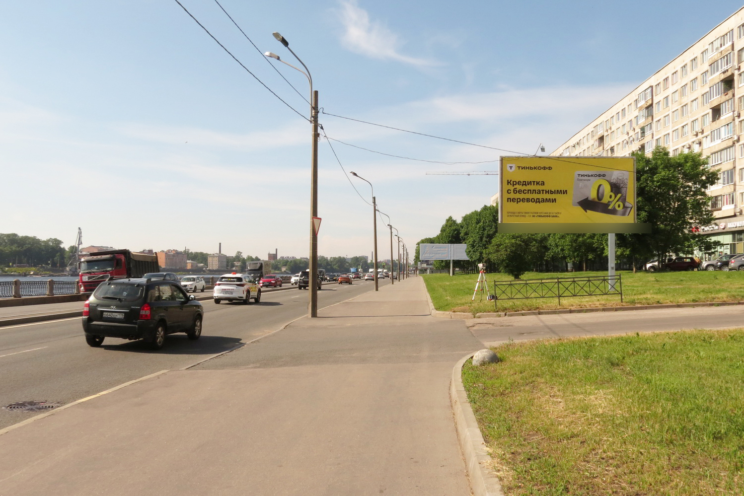 Фотография рекламного носителя, тип: Билборд 3x6, адрес: Октябрьская наб., д.64, корп.1, Санкт-Петербург, Россия. Сторона А №706928