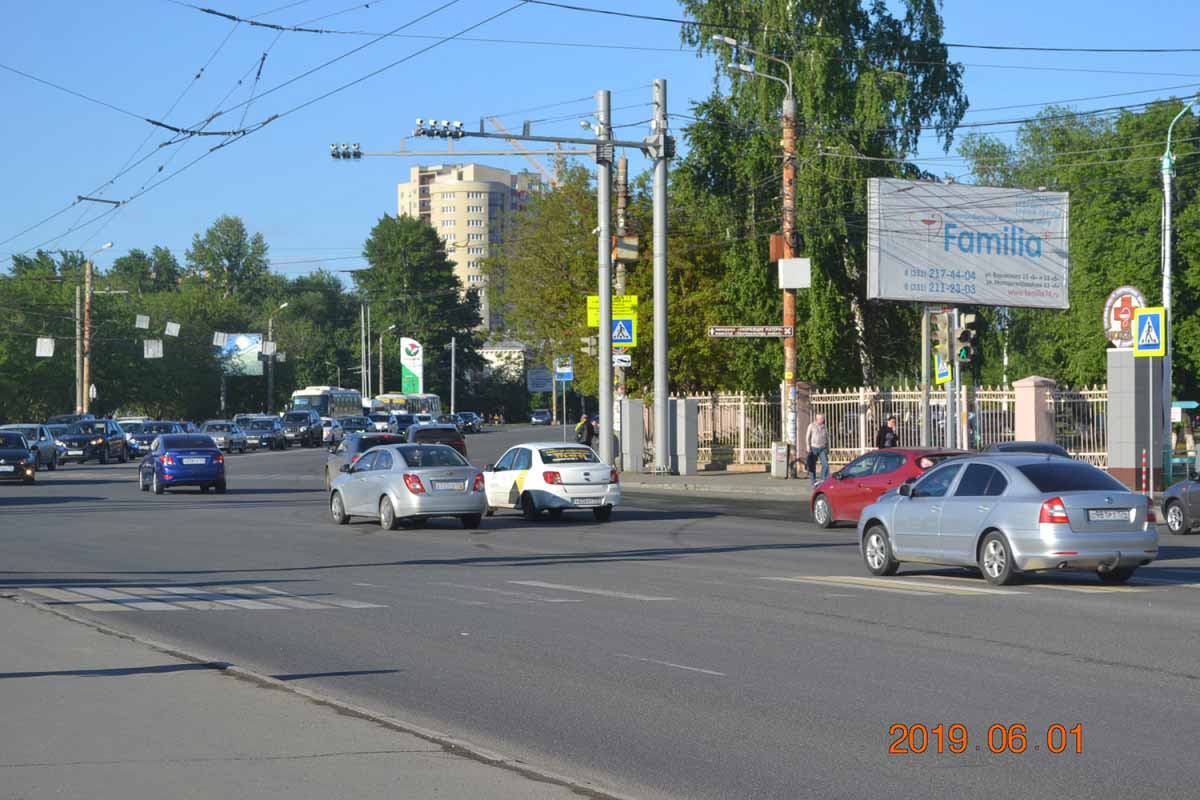 Фотография рекламного носителя, тип: Билборд 3x6, адрес: Воровского ул. Х Блюхера ул., Челябинск, Челябинская область, Россия. Сторона A №201587