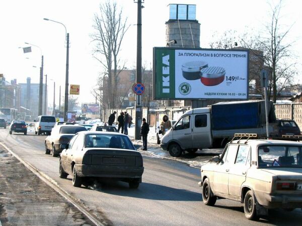 Фотография рекламного носителя, тип: Билборд 3x6, адрес: Гренадерская ул. Х Смолячкова ул., Санкт-Петербург, Россия. Сторона А1 №128980