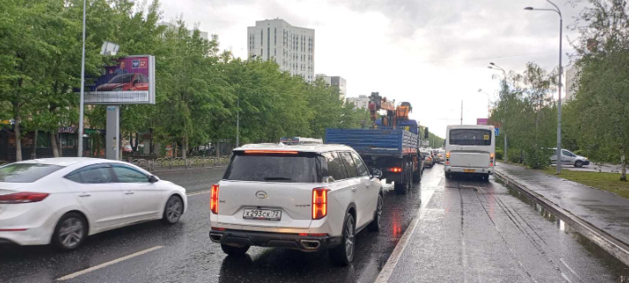 Фотография рекламного носителя, тип: Билборд 3x6, адрес: Республики ул., д.212/2, поз.2, Тюмень, Тюменская область, Россия. Сторона Б1-Б3 №460627