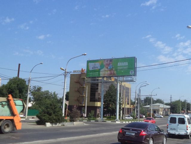 Фотография рекламного носителя, тип: Суперсайт 4x12, адрес: Тургенева ул. Х Калинина ул., Краснодар, Краснодарский край, Россия. Сторона Б1-Б3 №236021