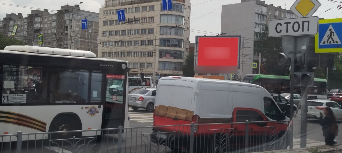 Фотография рекламного носителя, тип: Нестандартный суперсайт, адрес: Фрунзе ул. Х 9 Апреля ул., Калининград, Калининградская область, Россия. Сторона Б1-Б10 №764700