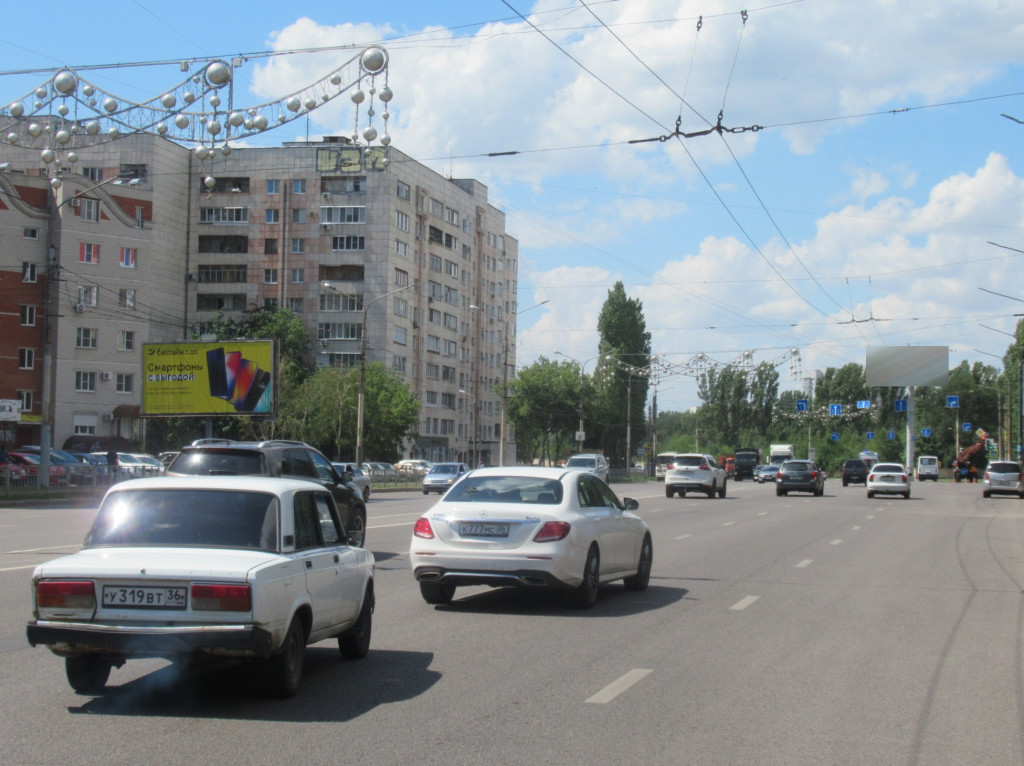 Фотография рекламного носителя, тип: Билборд 3x6, адрес: Ворошилова ул., д.43, Воронеж, Воронежская область, Россия. Сторона Б1-Б3 №225296