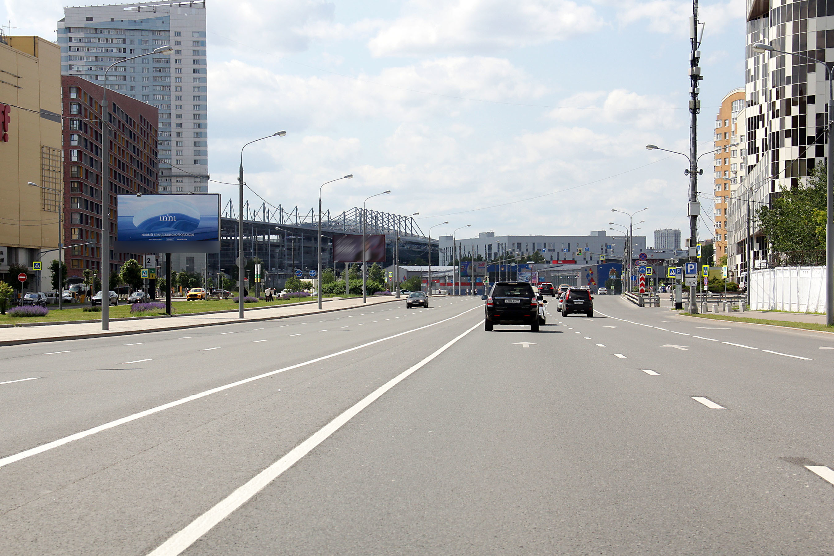 Фотография рекламного носителя, тип: Билборд 3x6, адрес: Авиаконструктора Микояна ул., д.45г, корп.79 Х Березовой Рощи пр-зд., Москва, Россия. Сторона Б №261199