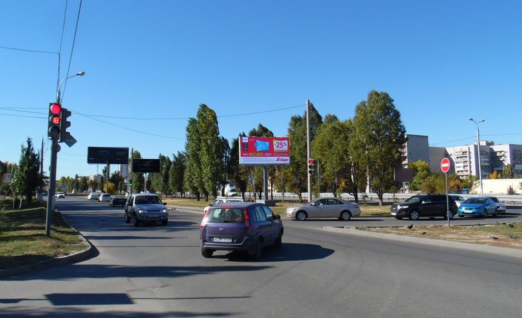 Фотография рекламного носителя, тип: Билборд 3x6, адрес: Землячки ул. Х 8-ой Воздушной Армии ул., Волгоград, Волгоградская область, Россия. Сторона А №83062