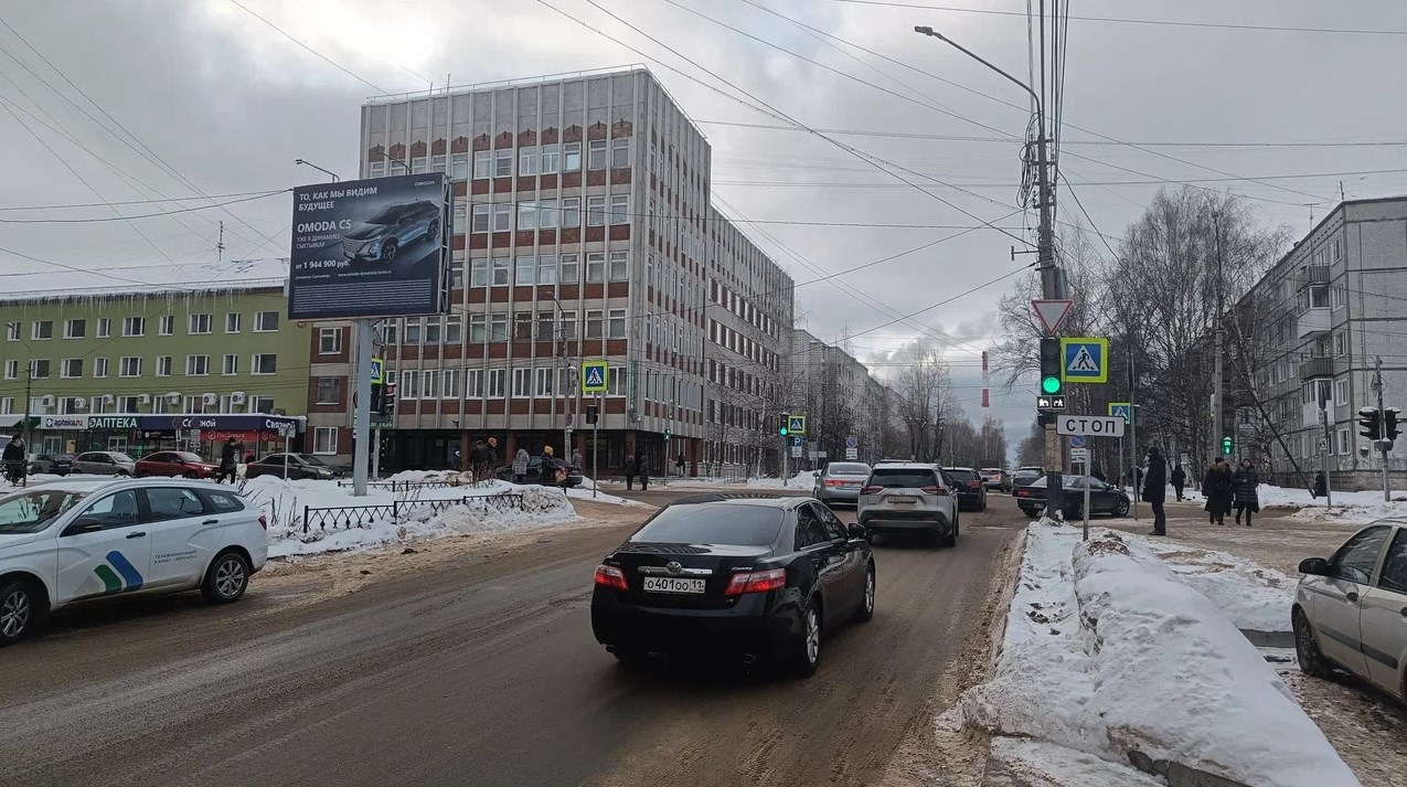 Фотография рекламного носителя, тип: Билборд 3x4, адрес: Красных Партизан ул. X Карла Маркса ул., д.197, Сыктывкар, Республика Коми, Россия. Сторона Б №1331374