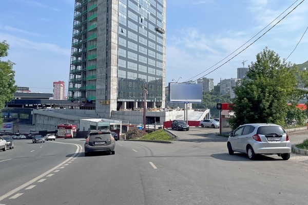 Фотография рекламного носителя, тип: Билборд 3x6, адрес: Шилкинская ул., д.11а, Владивосток, Приморский край, Россия. Сторона А №154163