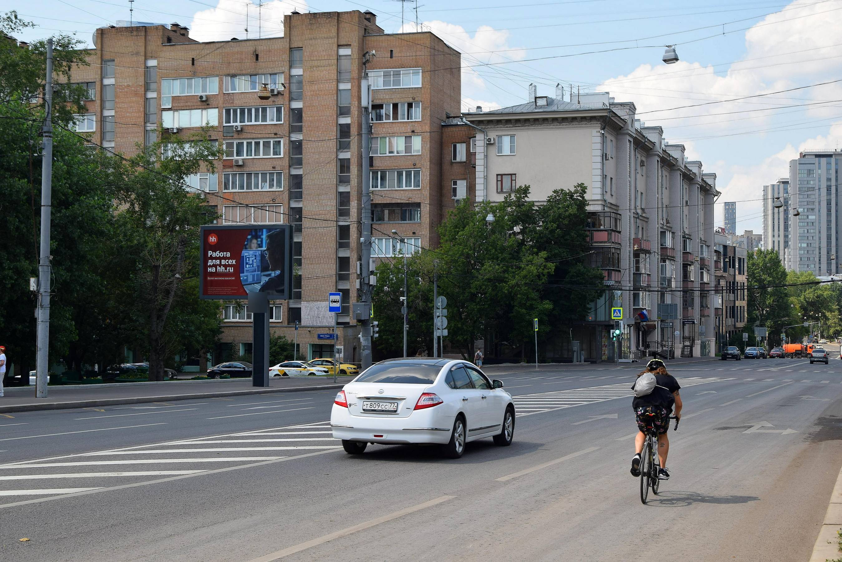 Фотография рекламного носителя, тип: Ситиборд 2.7x3.7, адрес: Трехгорный Вал ул., д.5 Х 1905 года ул., Москва, Россия. Сторона Б №335776