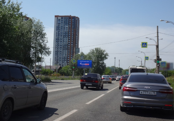 Фотография рекламного носителя, тип: Билборд 3x6, адрес: Чугуевского ул. Х Красноармейской ул., поз.1, Ижевск, Республика Удмуртия, Россия. Сторона Б1 №1066201