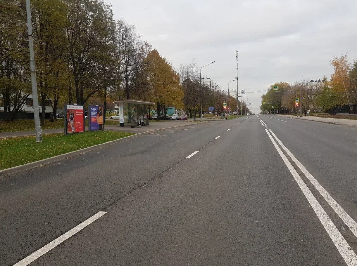 Фотография рекламного носителя, тип: Афиша 1.75x1.8, адрес: Кировоградская ул., д.25, стенд 1, Москва, Россия. Сторона A №865235