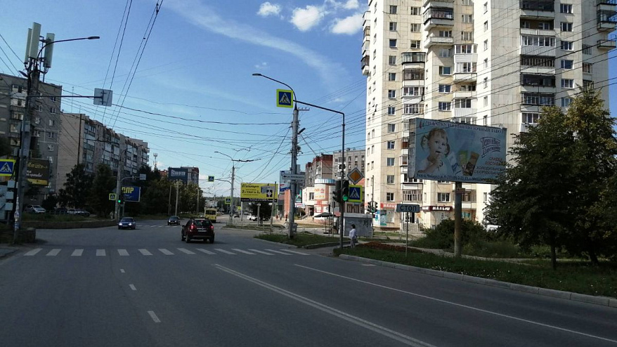 Фотография рекламного носителя, тип: Билборд 3x6, адрес: Октября пр-т., д.56 Х Жуковского ул., Миасс, Челябинская область, Россия. Сторона A №200367