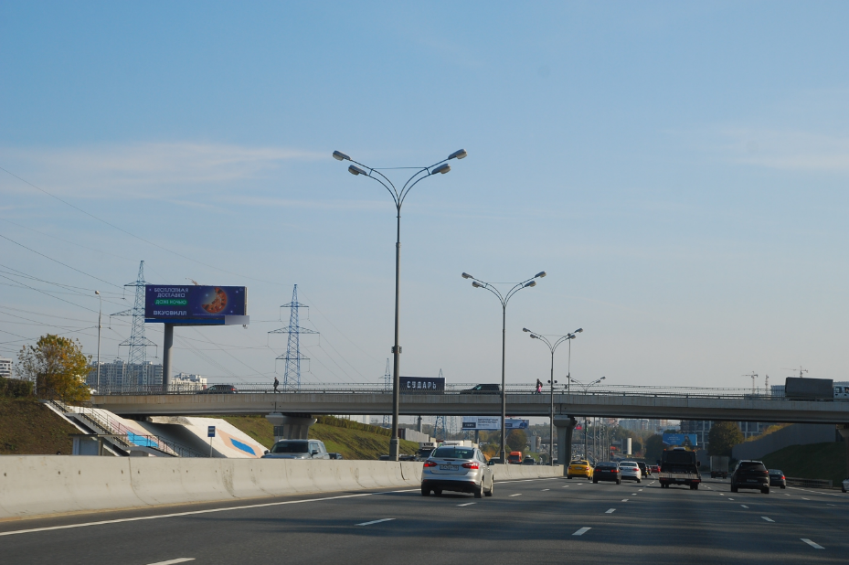 Фотография рекламного носителя, тип: Суперсайт 4x12, адрес: МКАД, 86 200м, Мытищи, Московская область, Россия. Сторона Б1 №1047399