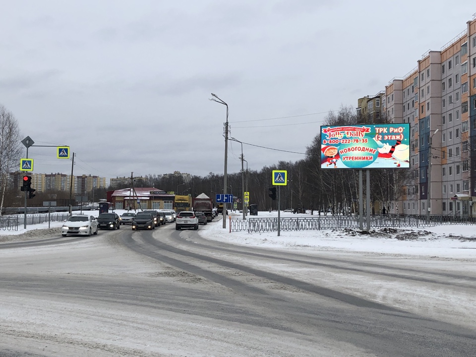 Фотография рекламного носителя, тип: Билборд 3x6, адрес: Юбилейная ул. Х Знаменского ул., Тобольск, Тюменская область, Россия. Сторона A1-A10 №1330174