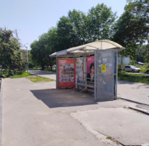 Фотография рекламного носителя, тип: Остановка, адрес: Камышинская ул., д.4, Ульяновск, Ульяновская область, Россия. Сторона боковушка №1370736