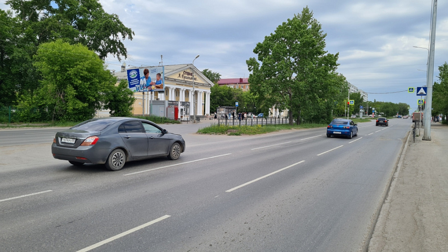 Фотография рекламного носителя, тип: Билборд 3x6, адрес: Химиков ул., д.27/2, Омск, Омская область, Россия. Сторона В №1009940