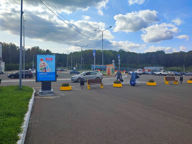 Фотография рекламного носителя, тип: Ситиформат 1.8x1.2, адрес: Взлетная ул., д.4б, Калуга, Калужская область, Россия. Сторона A21-А25 №992662