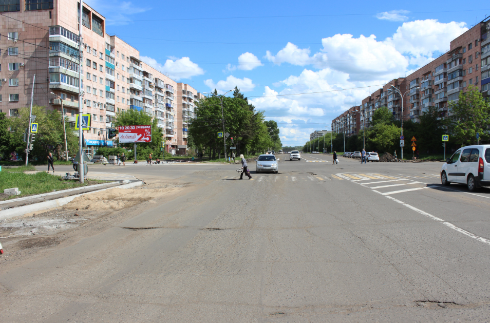 Фотография рекламного носителя, тип: Билборд 3x6, адрес: Первостроителей ул. X Комсомольская ул., поз.1, Комсомольск-на-Амуре, Хабаровский край, Россия. Сторона Б №1370274