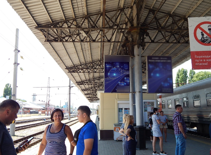 Фотография рекламного носителя, тип: Ситиформат 1.8x1.2, адрес: Генерала Черняховского пл., д.1, платформа №2, поз.2, Воронеж, Воронежская область, Россия. Сторона Б №987258