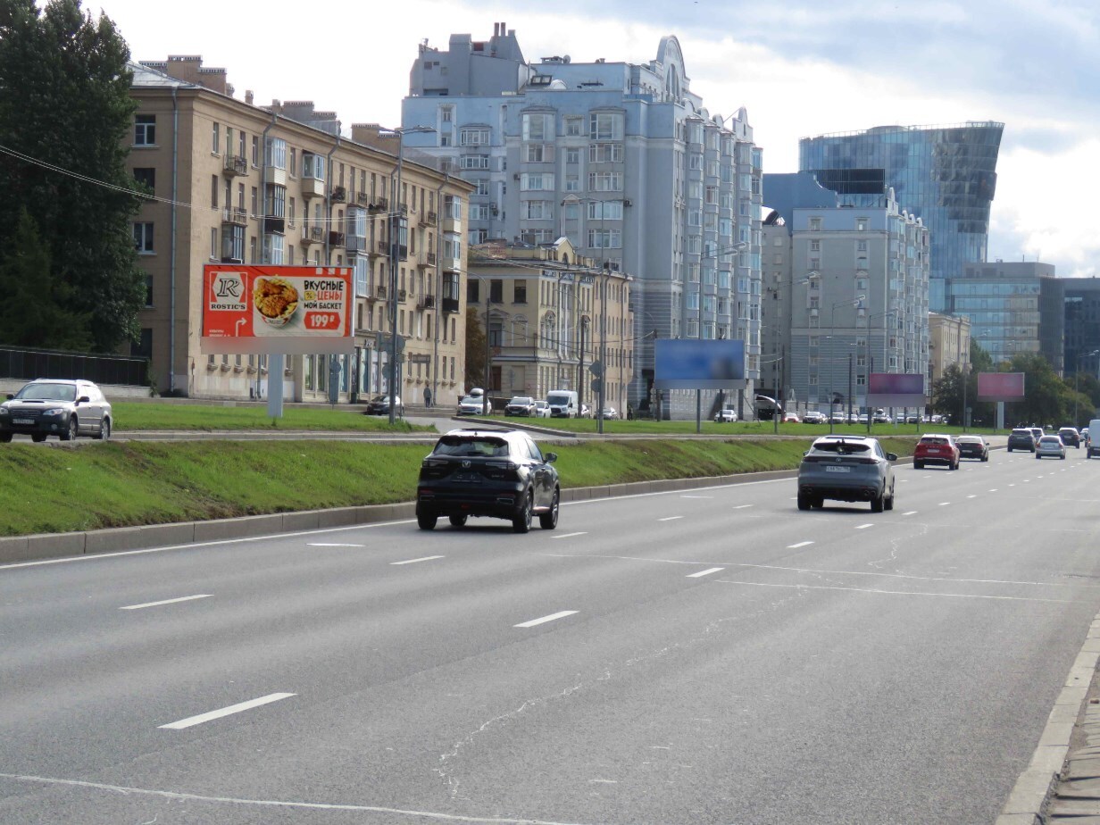 Фотография рекламного носителя, тип: Билборд 3x6, адрес: Малоохтинский наб. Х Новочеркасский пр-т., д.3Б, Санкт-Петербург, Россия. Сторона Б №119767