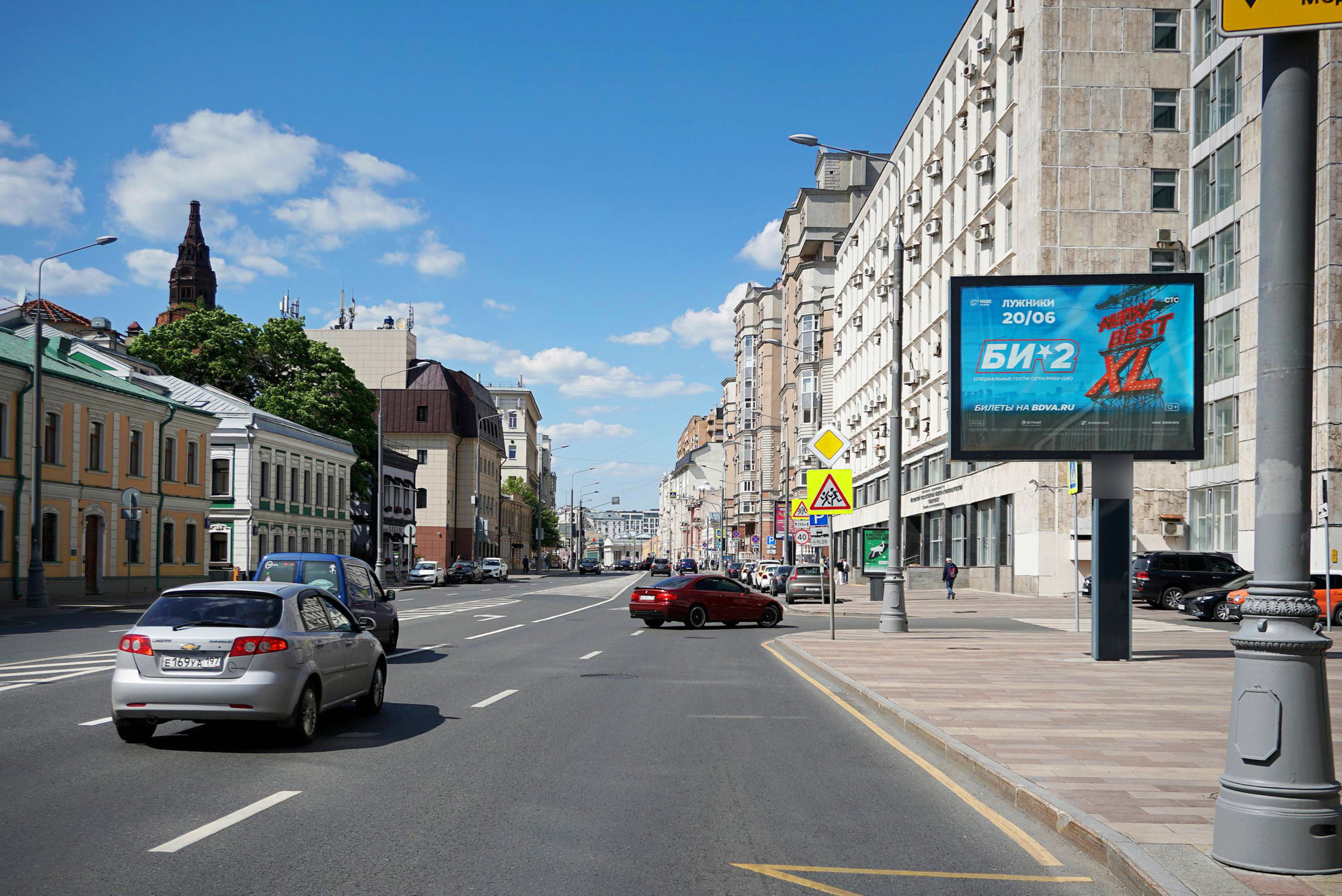 Фотография рекламного носителя, тип: Ситиборд 2.7x3.7, адрес: Долгоруковская ул., д.2, Москва, Россия. Сторона A1-A5 №777011