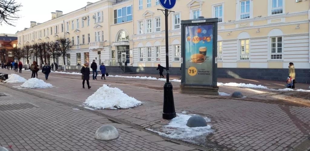 Фотография рекламного носителя, тип: Пиллар 3x1.4, адрес: Трёхсвятская ул. Х Симеоновская ул., поз.11, Тверь, Тверская область, Россия. Сторона В №228222