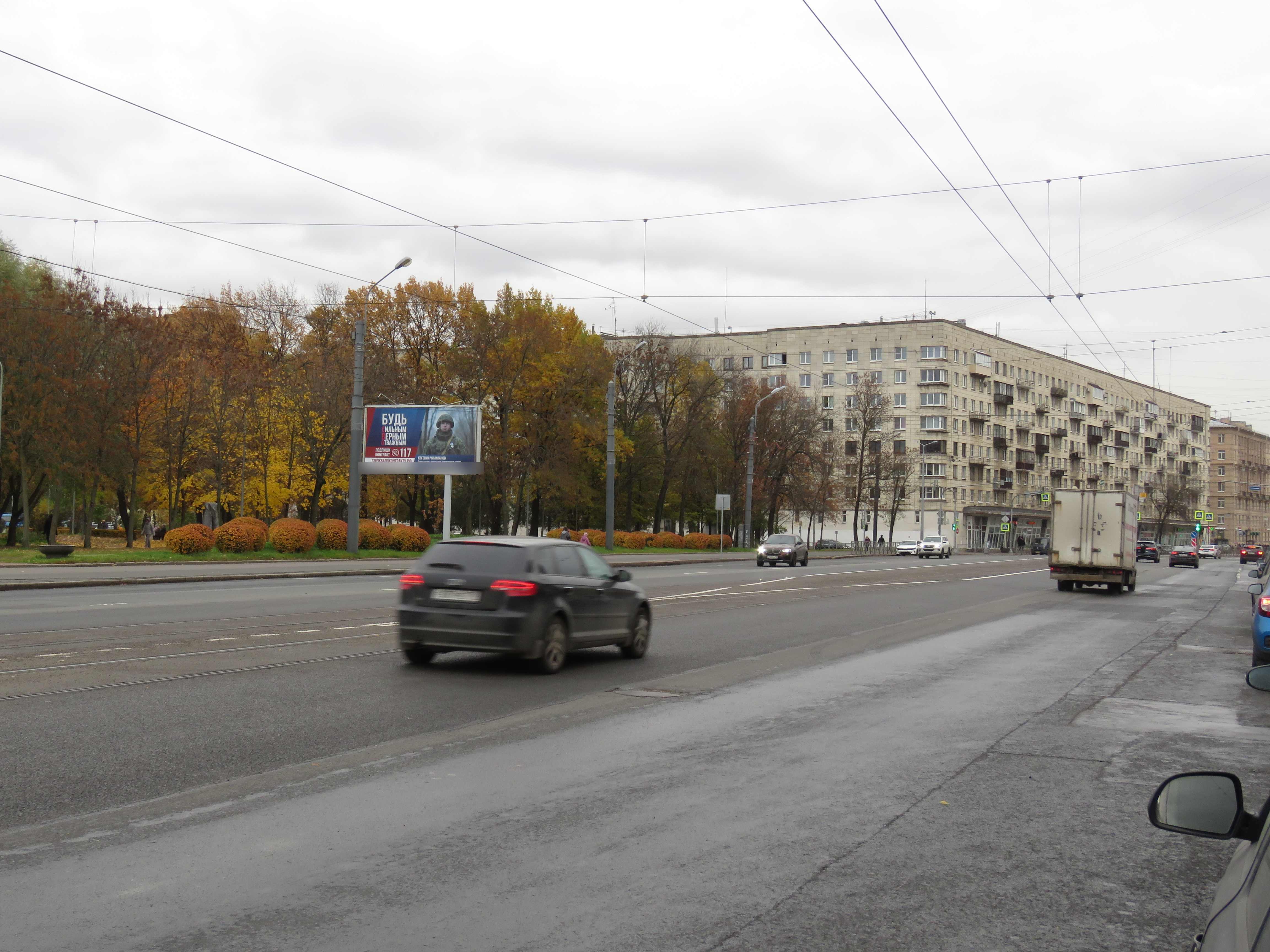 Фотография рекламного носителя, тип: Билборд 3x6, адрес: Новочеркасский пр-т., д.33, Санкт-Петербург, Россия. Сторона Б1 №757042