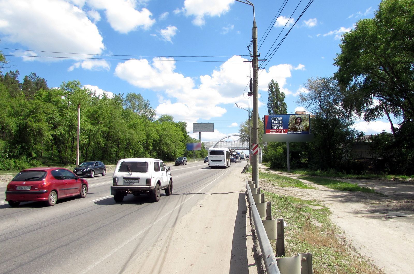 Фотография рекламного носителя, тип: Билборд 3x6, адрес: Патриотов пр-т., АЗС, Воронеж, Воронежская область, Россия. Сторона А №1051393