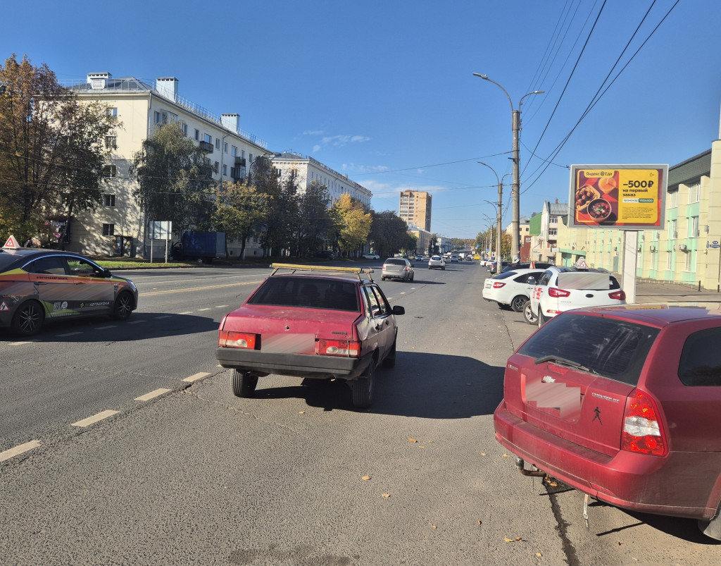 Фотография рекламного носителя, тип: Ситиборд 2.7x3.7, адрес: Ленина пр-т., д.114, Иваново, Ивановская область, Россия. Сторона А1-А5 №668166