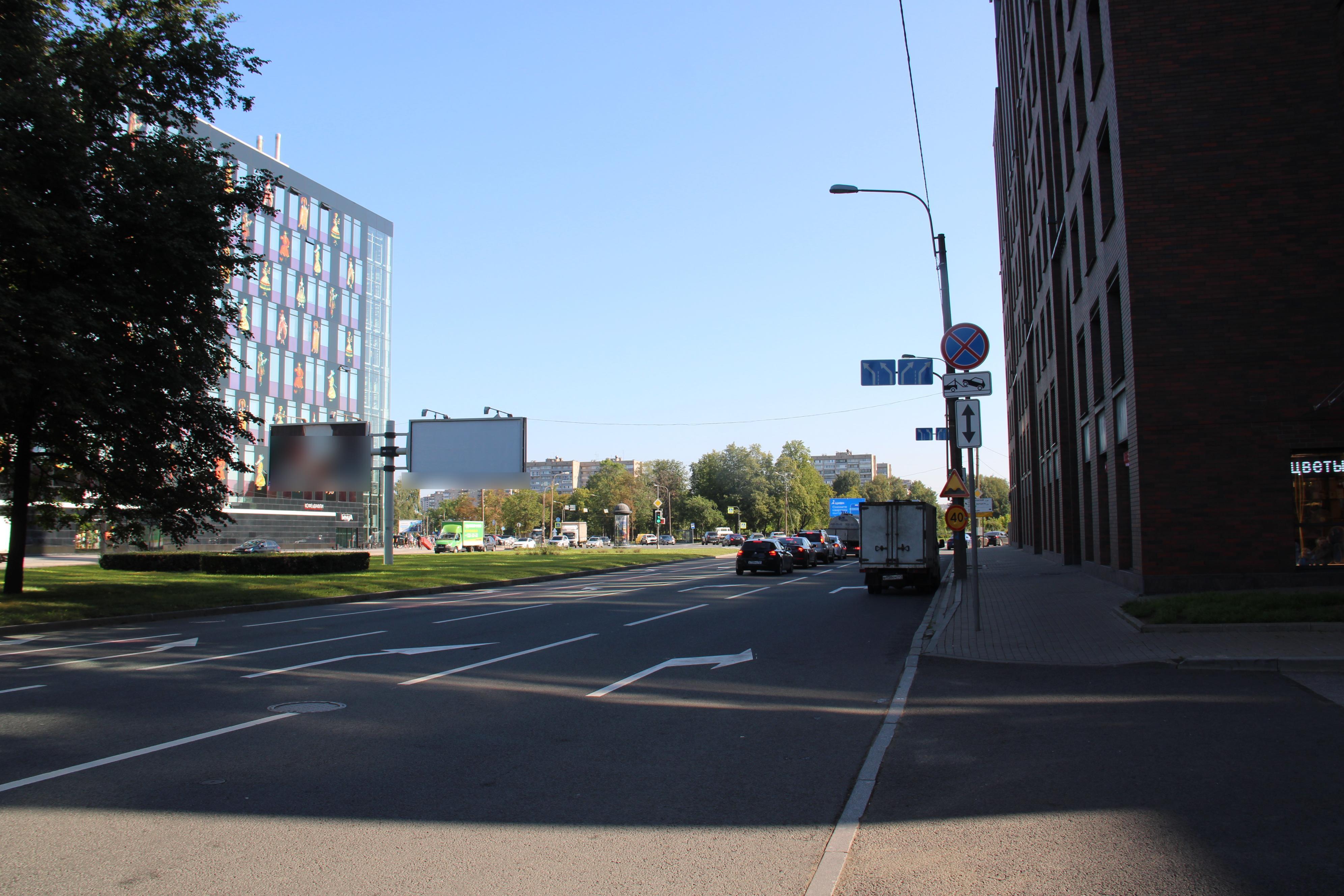 Фотография рекламного носителя, тип: Билборд 3x6, адрес: Пискаревский пр-т. Х Революции ш., Санкт-Петербург, Россия. Сторона А3 №492174