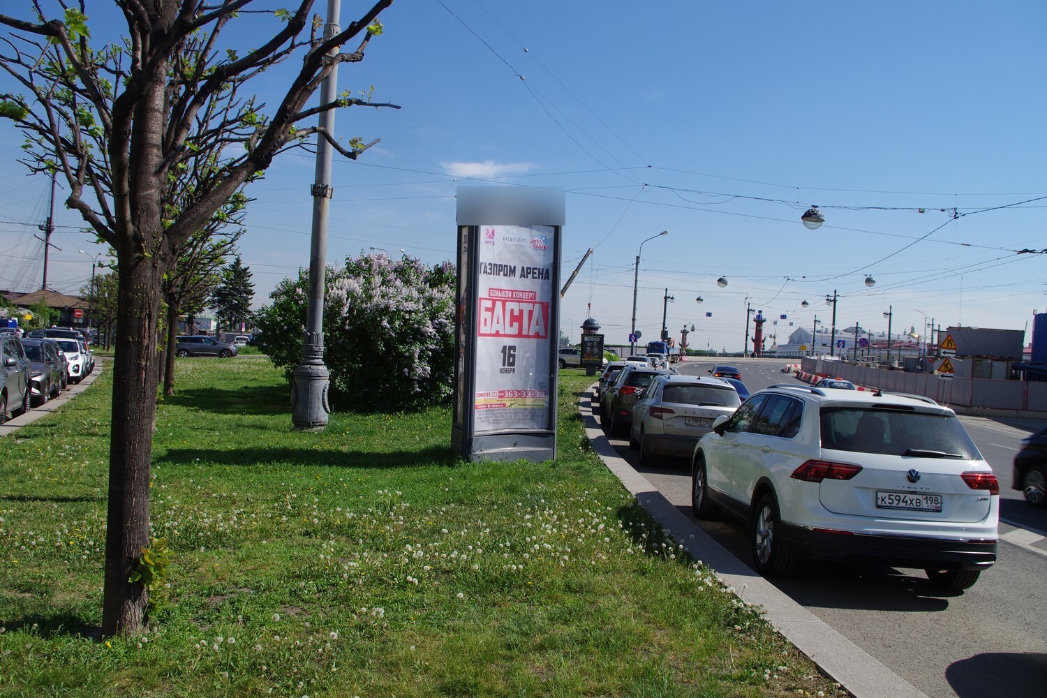 Фотография рекламного носителя, тип: Пиллар 3x1.4, адрес: Академика Лихачёва пл. Х Мытнинская наб., д.11, Санкт-Петербург, Россия. Сторона А №687567