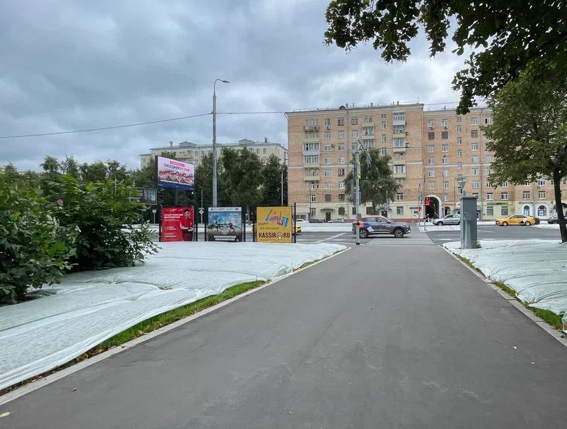 Фотография рекламного носителя, тип: Афиша 1.75x1.8, адрес: Академика Королева ул., ост. "1-я Останкинская улица", стенд 1, Москва, Россия. Сторона B №864971