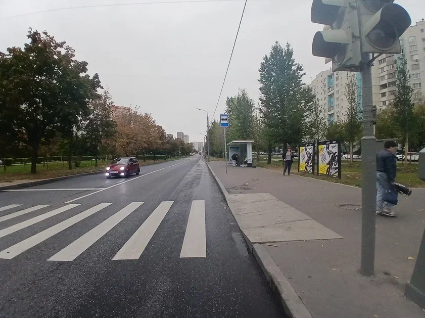 Фотография рекламного носителя, тип: Афиша 1.75x1.8, адрес: Донецкая ул., д.9, стенд 1, Москва, Россия. Сторона A №865183