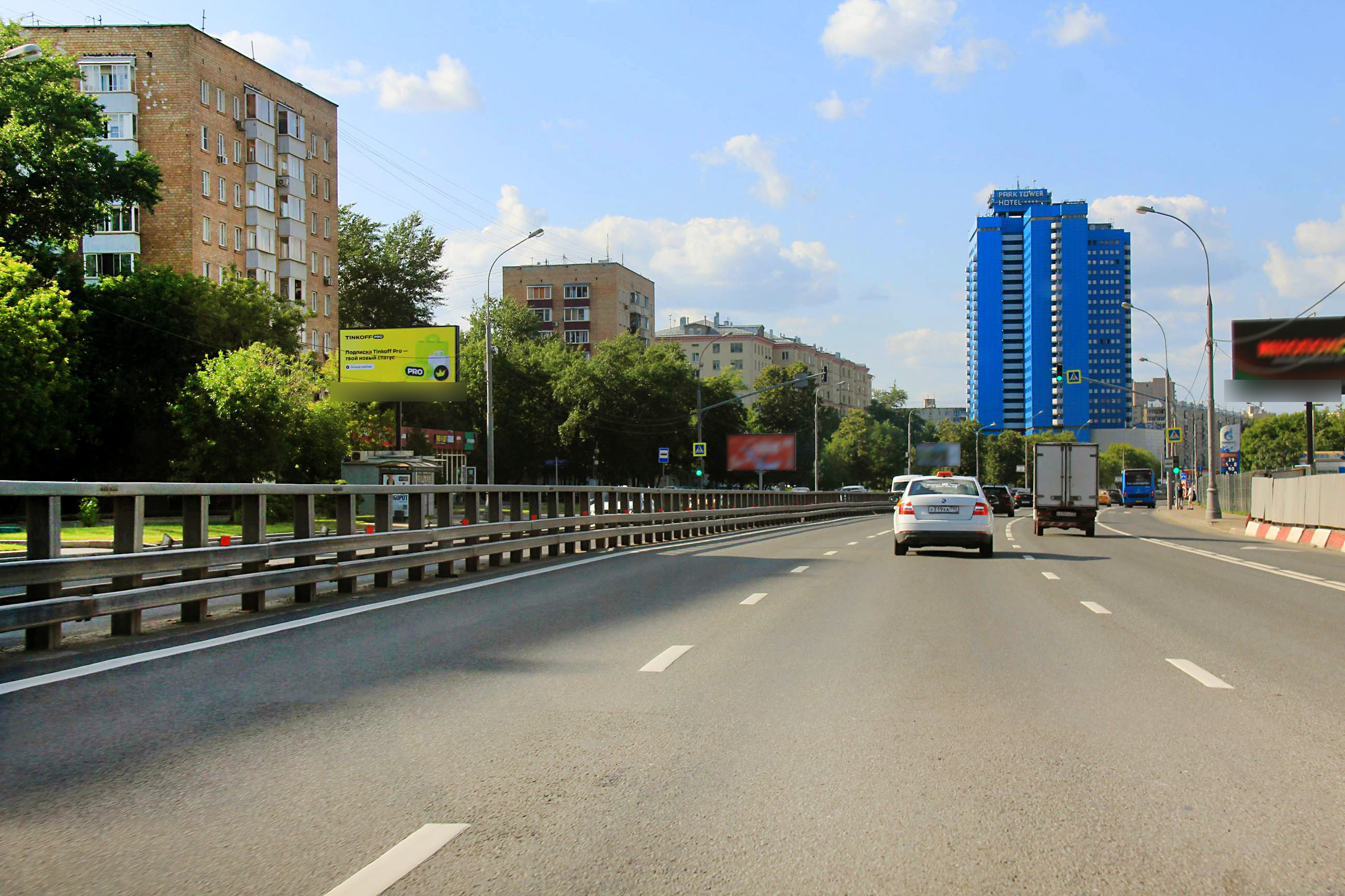 Фотография рекламного носителя, тип: Билборд 3x6, адрес: Дмитровское ш., д.19, корп.2, Москва, Россия. Сторона Б1 №261419