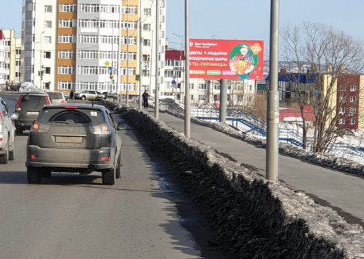 Фотография рекламного носителя, тип: Билборд 3x6, адрес: Циолковского пр-т., в 975м от ТРЦ "Пирамида", Петропавловск-Камчатский, Камчатский край, Россия. Сторона А №1370806