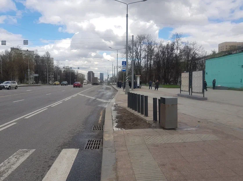 Фотография рекламного носителя, тип: Афиша 1.75x1.8, адрес: Севастопольский пр-т., д.73, стр.2, стенд 1, Москва, Россия. Сторона A №619012