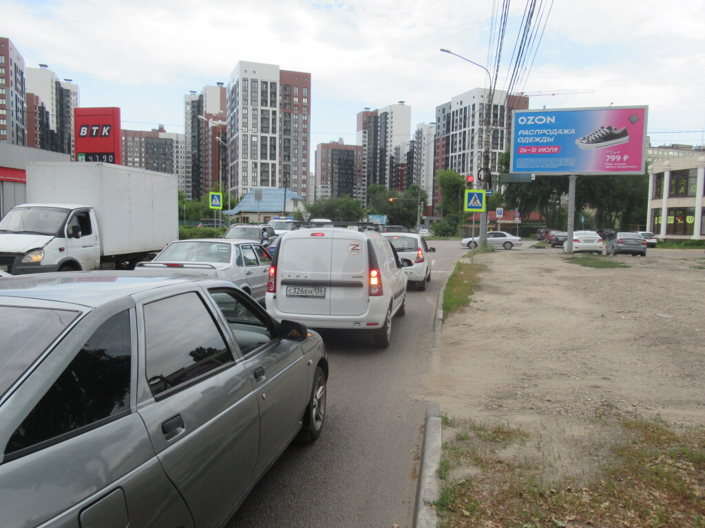 Фотография рекламного носителя, тип: Билборд 3x6, адрес: Пирогова ул., д.5 Х Свободы ул., Воронеж, Воронежская область, Россия. Сторона А №111899