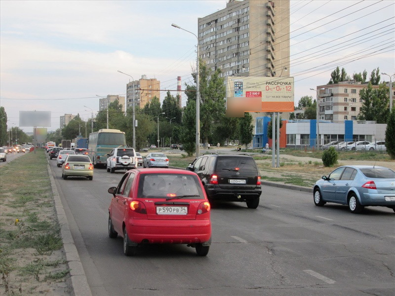 Фотография рекламного носителя, тип: Билборд 3x6, адрес: 64-й Армии ул., д.135А, Волгоград, Волгоградская область, Россия. Сторона А №111339