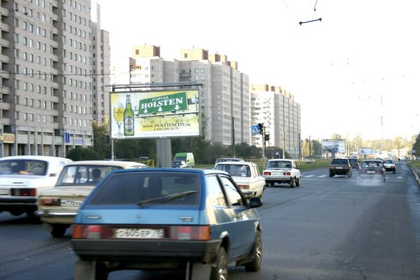 Фотография рекламного носителя, тип: Билборд 3x6, адрес: Богатырский пр-т., д.5, корп.1, Санкт-Петербург, Россия. Сторона А1 №129348