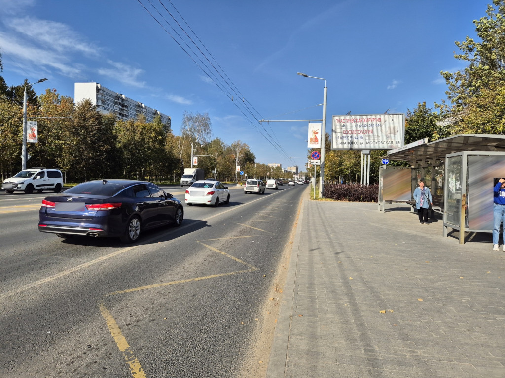 Фотография рекламного носителя, тип: Нестандартный билборд, адрес: Лежневская ул., д.183, Иваново, Ивановская область, Россия. Сторона А1-А3 №406338