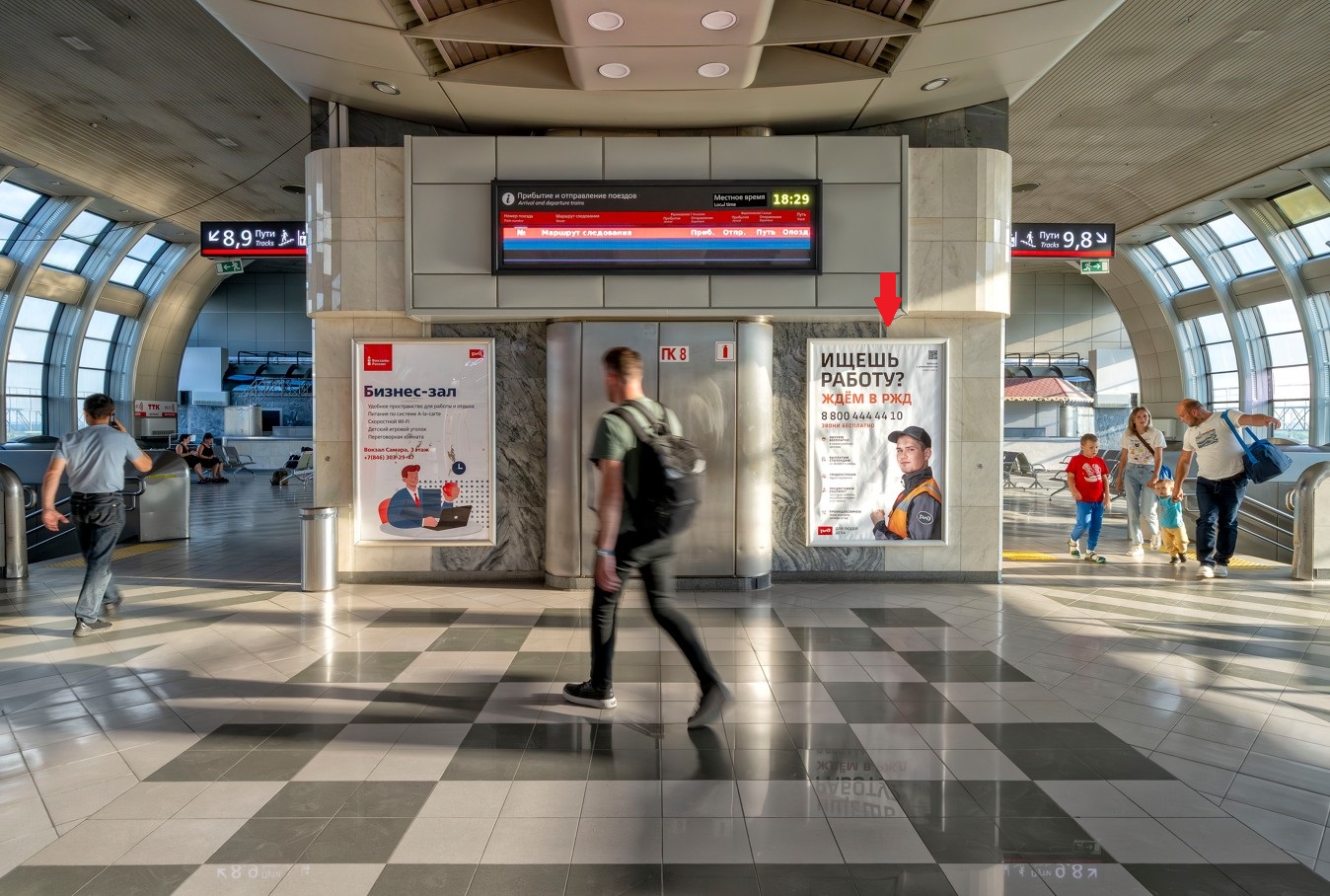 Фотография рекламного носителя, тип: Постер/баннер, адрес: ЖД вокзал «Самара», Комсомольская пл., д.1, Самара, Самарская область, Россия. Сторона/вариант А №991119