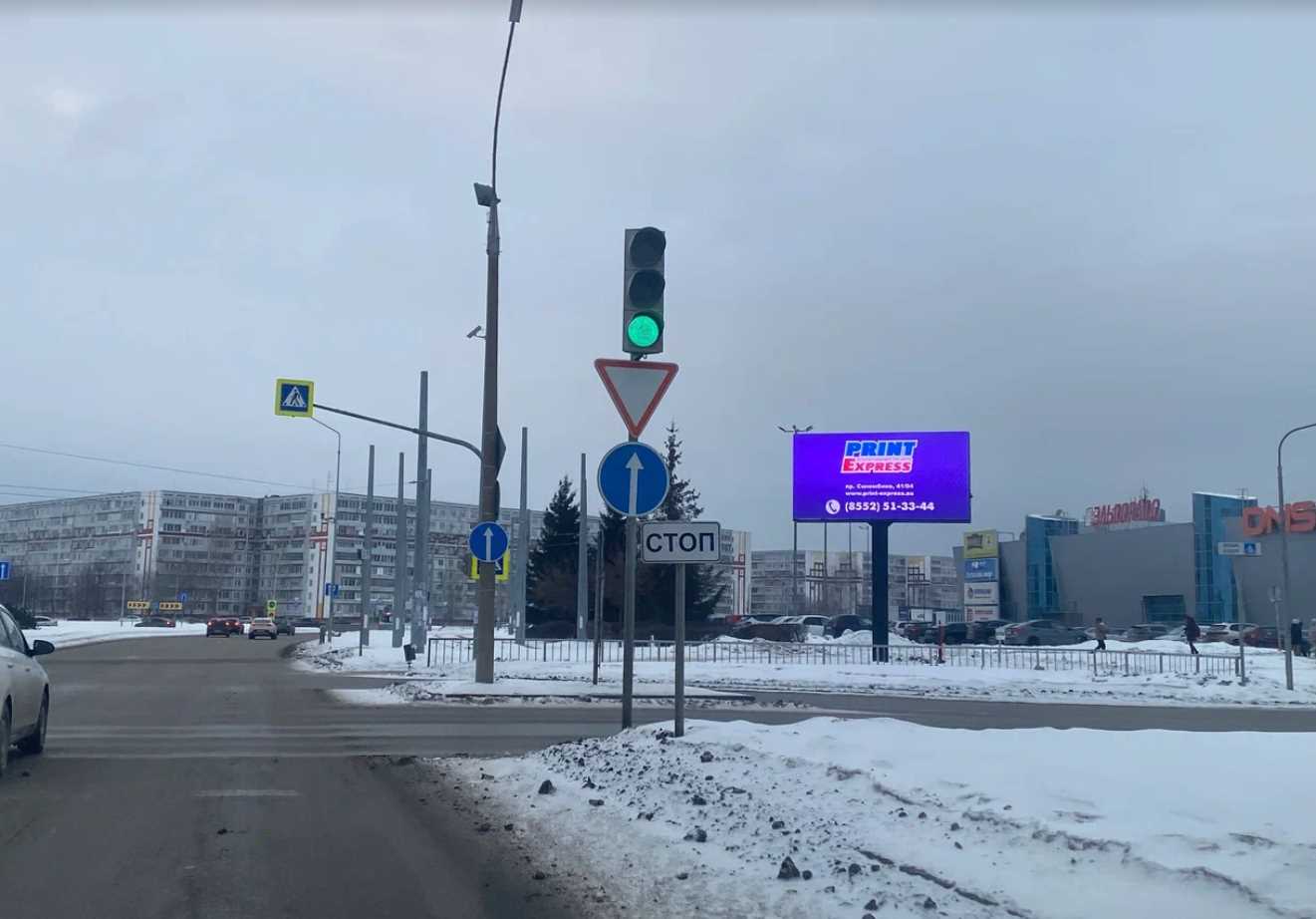 Фотография рекламного носителя, тип: Билборд 3x6, адрес: Мира пр-т. Х Дужбы Народов пр-т., со стороны ТЦ Омега, Набережные Челны, Республика Татарстан, Россия. Сторона A1-А10 №1024928