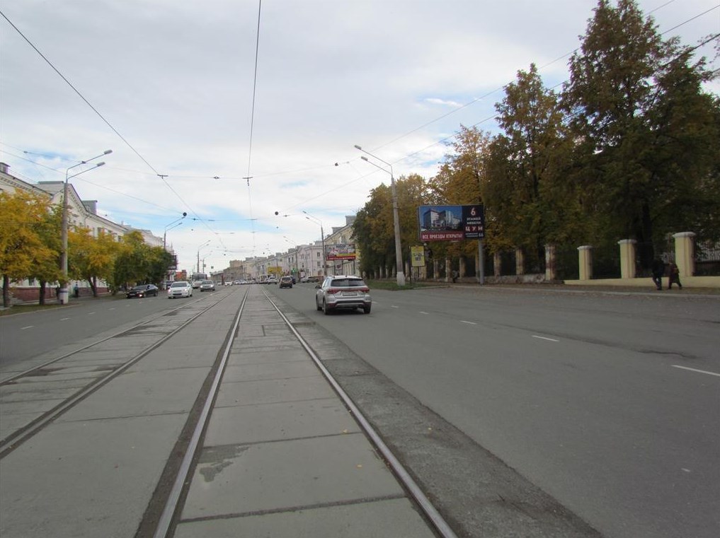 Фотография рекламного носителя, тип: Билборд 3x6, адрес: Мира пр-т., д.25, Нижний Тагил, Свердловская область, Россия. Сторона А1 №1328728