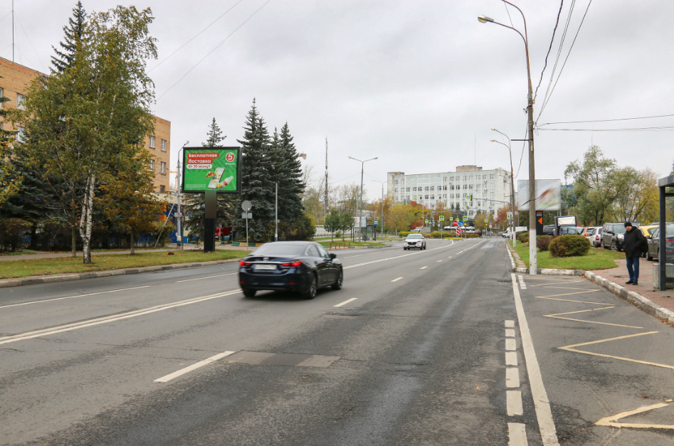 Фотография рекламного носителя, тип: Ситиборд 2.7x3.7, адрес: Комарова ул., д.5, Мытищи, Московская область, Россия. Сторона Б №790690