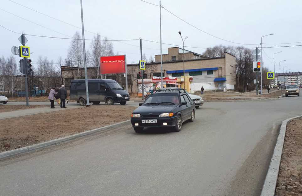 Фотография рекламного носителя, тип: Нестандартный билборд, адрес: Энгельсаул., д.79, Верхняя Салда, Свердловская область, Россия. Сторона Б №1331626