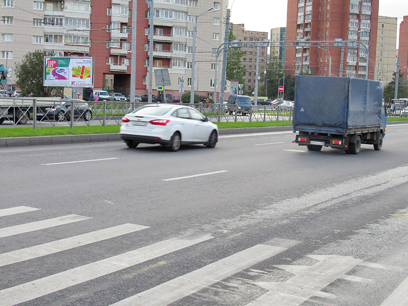 Фотография рекламного носителя, тип: Билборд 3x6, адрес: Косыгина пр-т., д.17 Х Индустриальный пр-т., Санкт-Петербург, Россия. Сторона B №169032