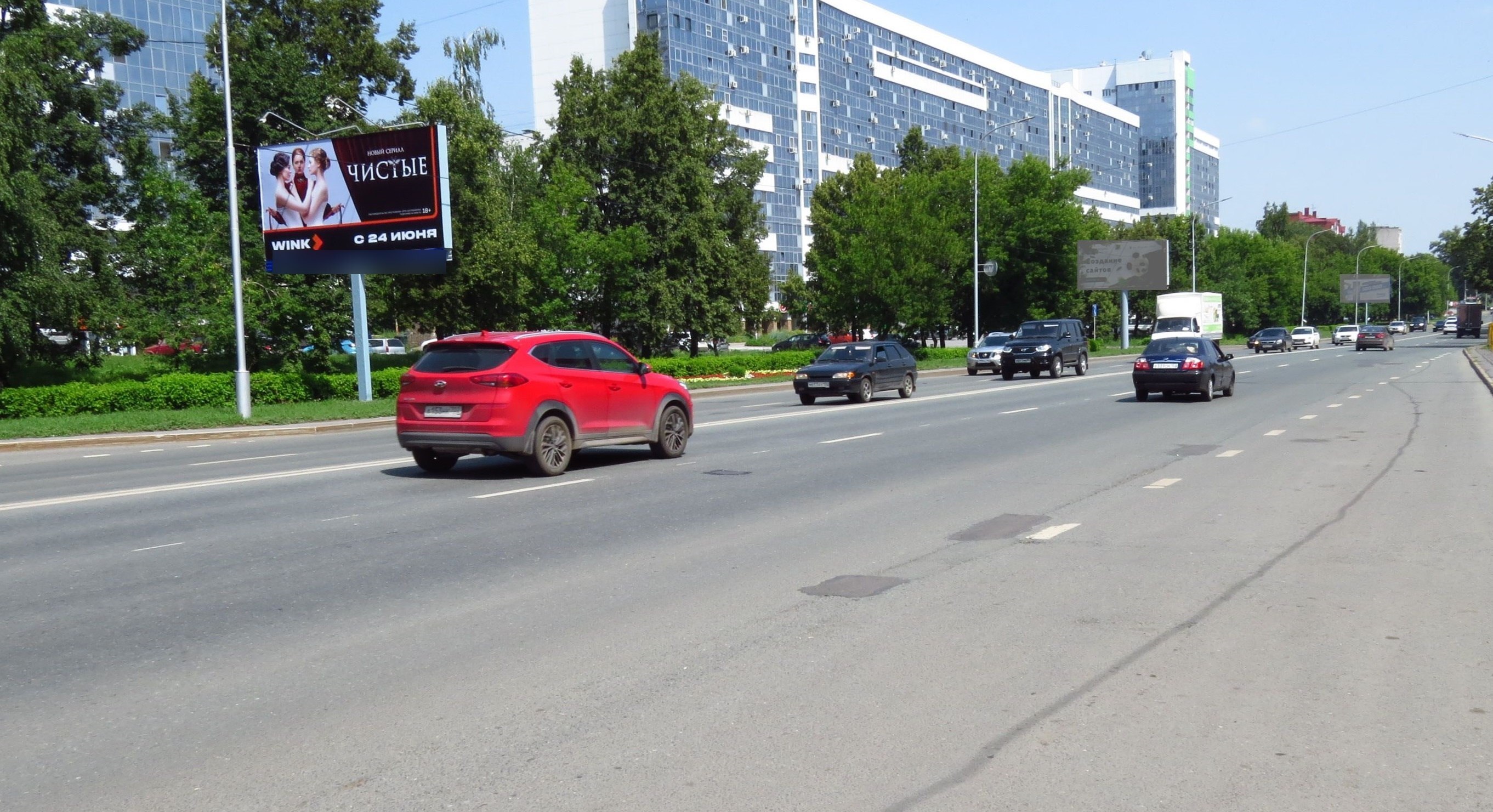 Фотография рекламного носителя, тип: Билборд 3x6, адрес: Российская ул., д.8/1 X Трамвайная ул., Уфа, Республика Башкортостан, Россия. Сторона Б №91893