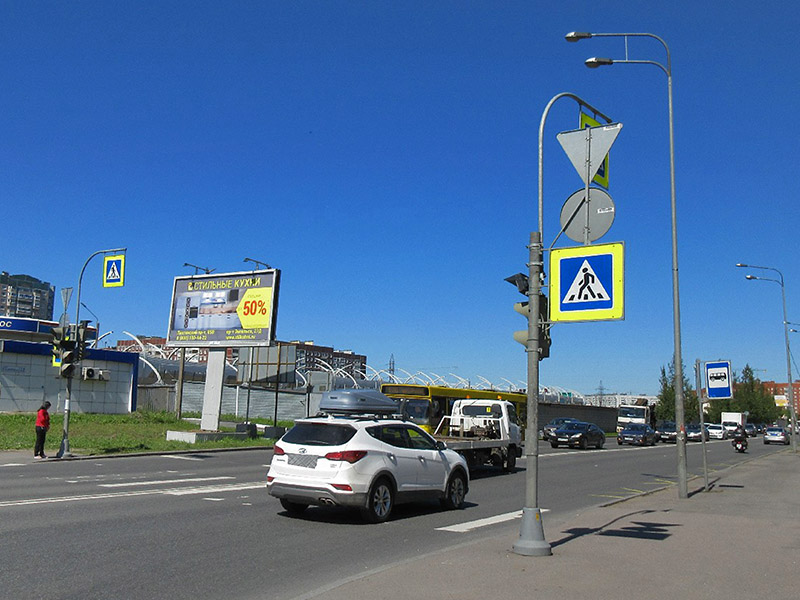 Фотография рекламного носителя, тип: Билборд 3x6, адрес: Планерная ул., д.22 X Богатырский пр-т., Санкт-Петербург, Россия. Сторона B №170157