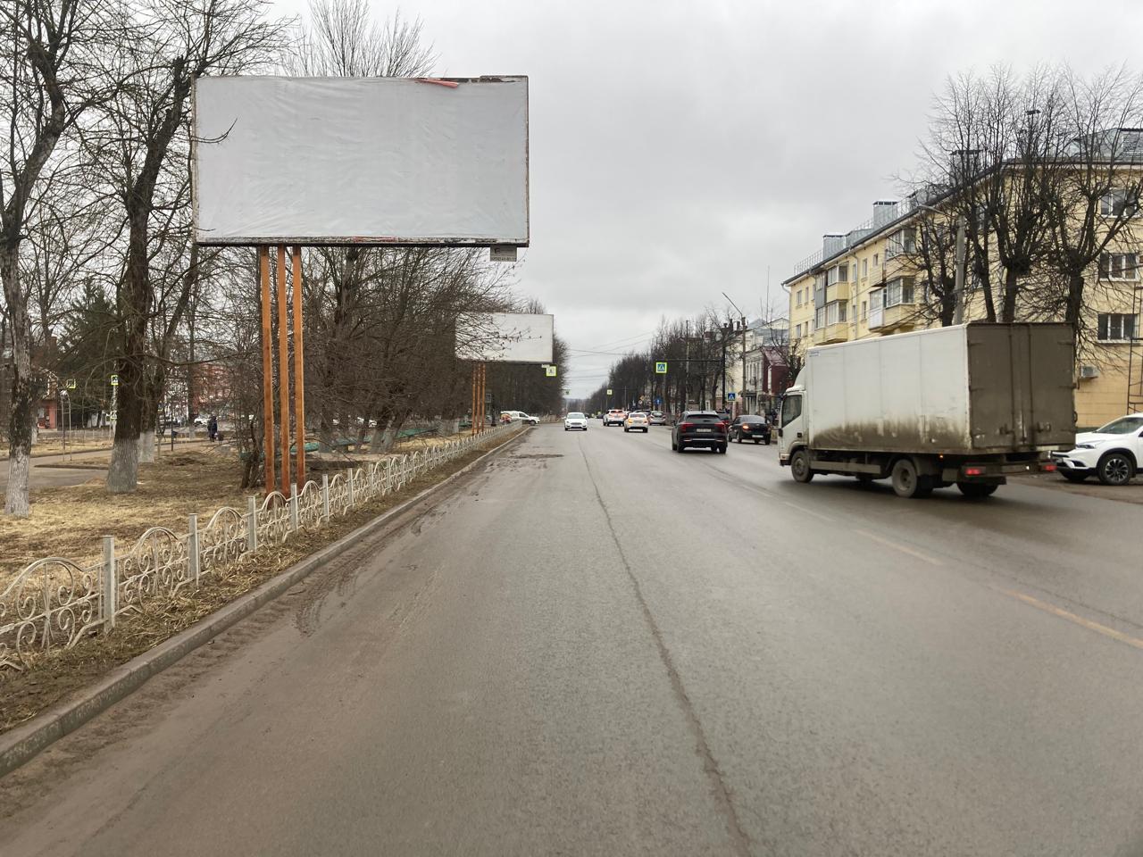 Фотография рекламного носителя, тип: Билборд 3x6, адрес: Октябрьская ул. , у пл. Ленина д.10, Тейково, Ивановская область, Россия. Сторона Б №1382152