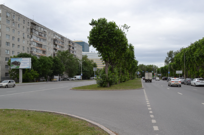 Фотография рекламного носителя, тип: Билборд 3x6, адрес: 50 лет Октября ул., д.46, Тюмень, Тюменская область, Россия. Сторона Б1-Б3 №1023610