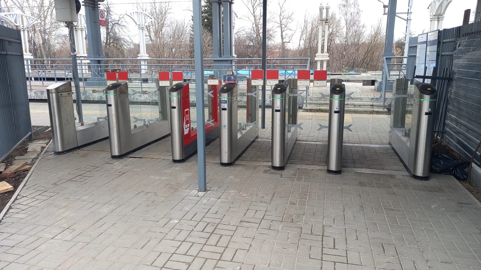 Фотография рекламного носителя, тип: Другой индор-формат, адрес: ЖД вокзал «Станция Царицыно МЦД-2», Каспийская ул., д.5, Москва, Россия. Сторона/вариант A №993971